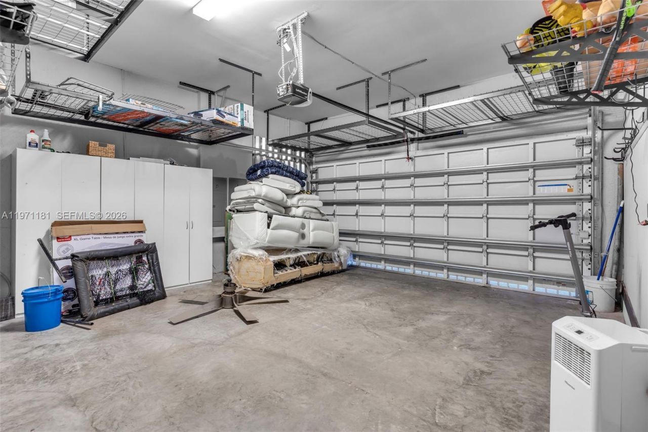 16184 SW 136th Way, Unit 16184, Miami, FL 33196 Photo