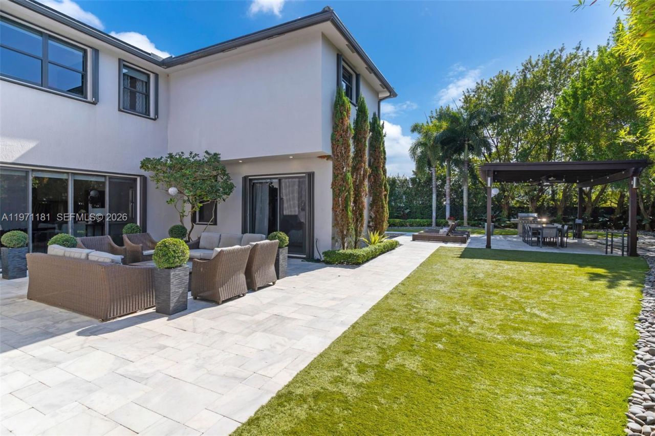 16184 SW 136th Way, Unit 16184, Miami, FL 33196 Photo