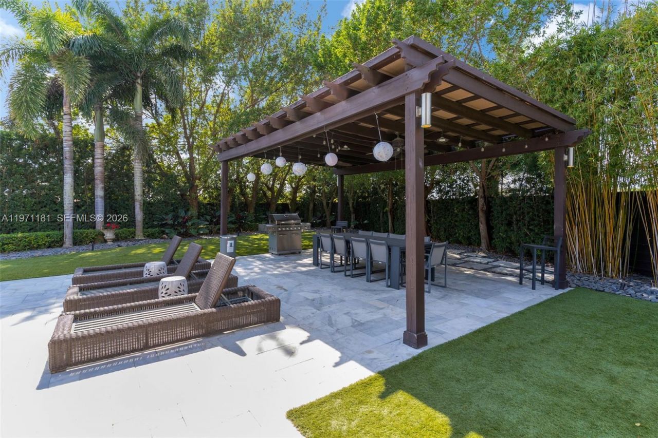 16184 SW 136th Way, Unit 16184, Miami, FL 33196 Photo