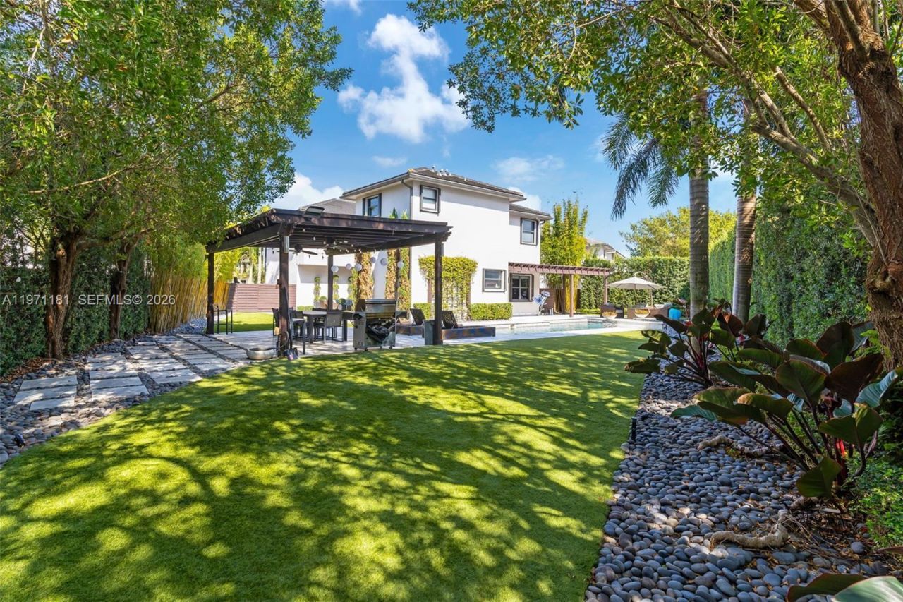 16184 SW 136th Way, Unit 16184, Miami, FL 33196 Photo