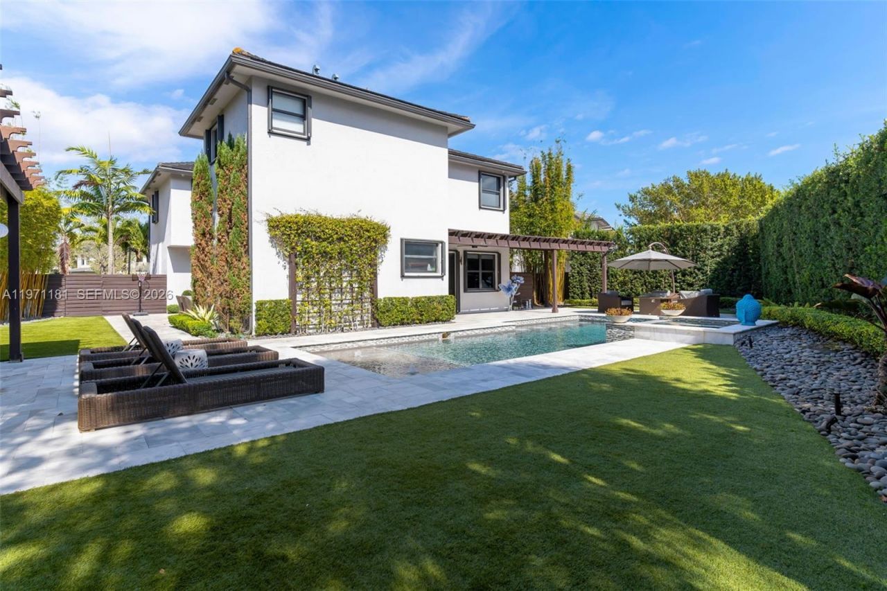 16184 SW 136th Way, Unit 16184, Miami, FL 33196 Photo