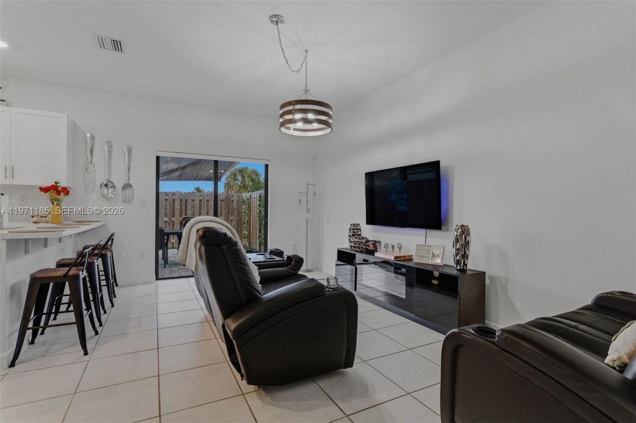 10009 SW 228th Ter, Unit ., Miami, FL 33190 Photo