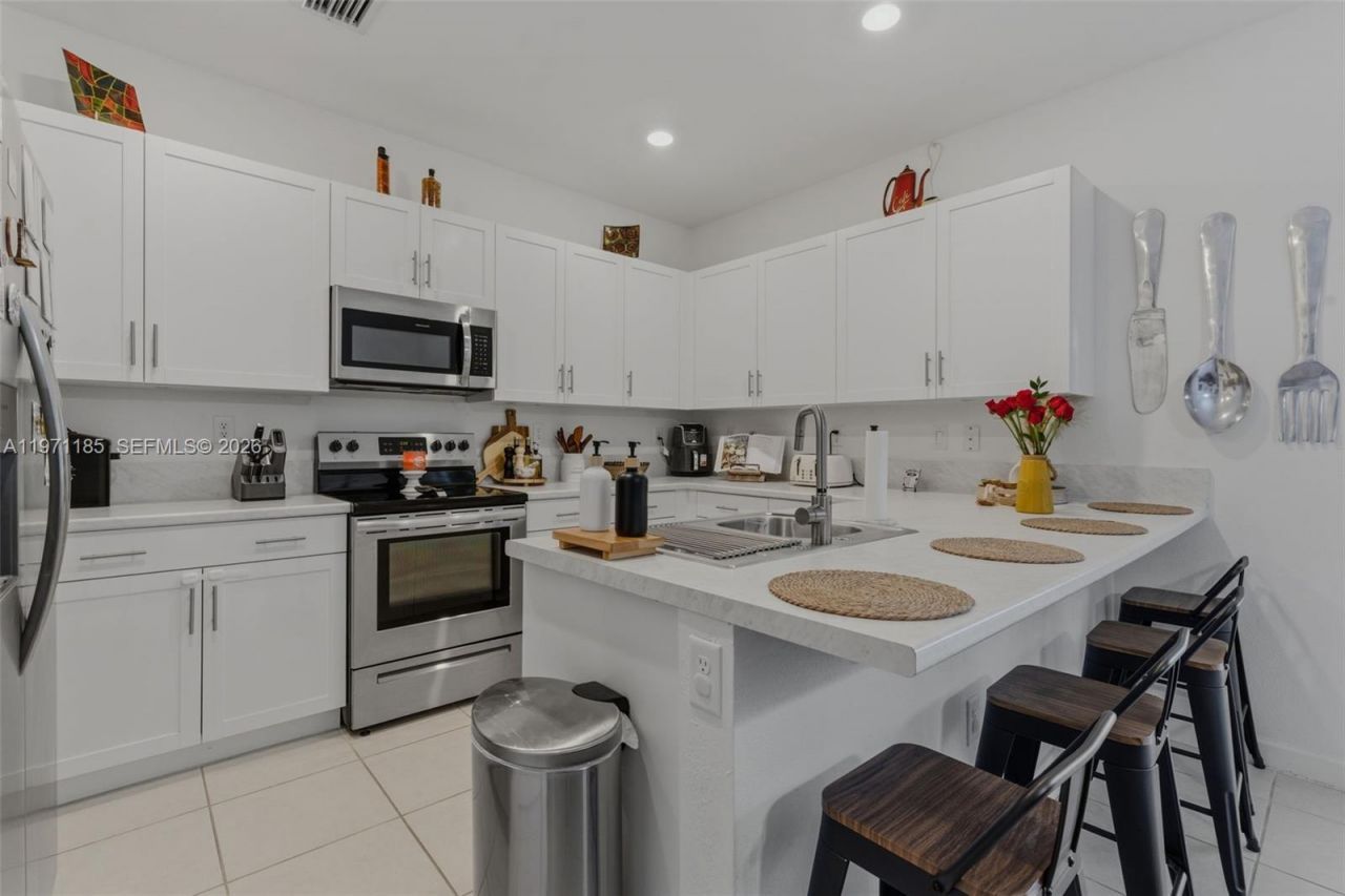 10009 SW 228th Ter, Unit ., Miami, FL 33190 Photo