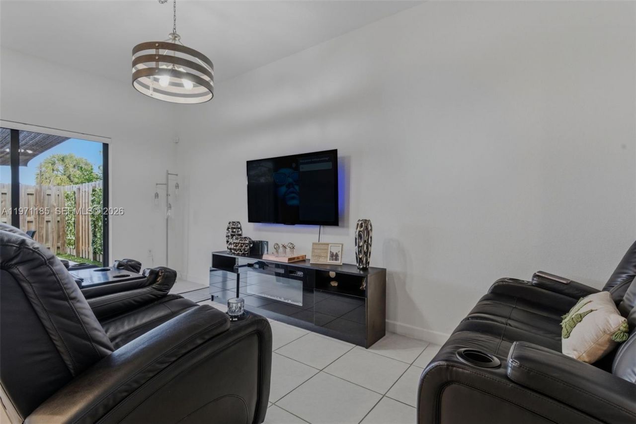 10009 SW 228th Ter, Unit ., Miami, FL 33190 Photo