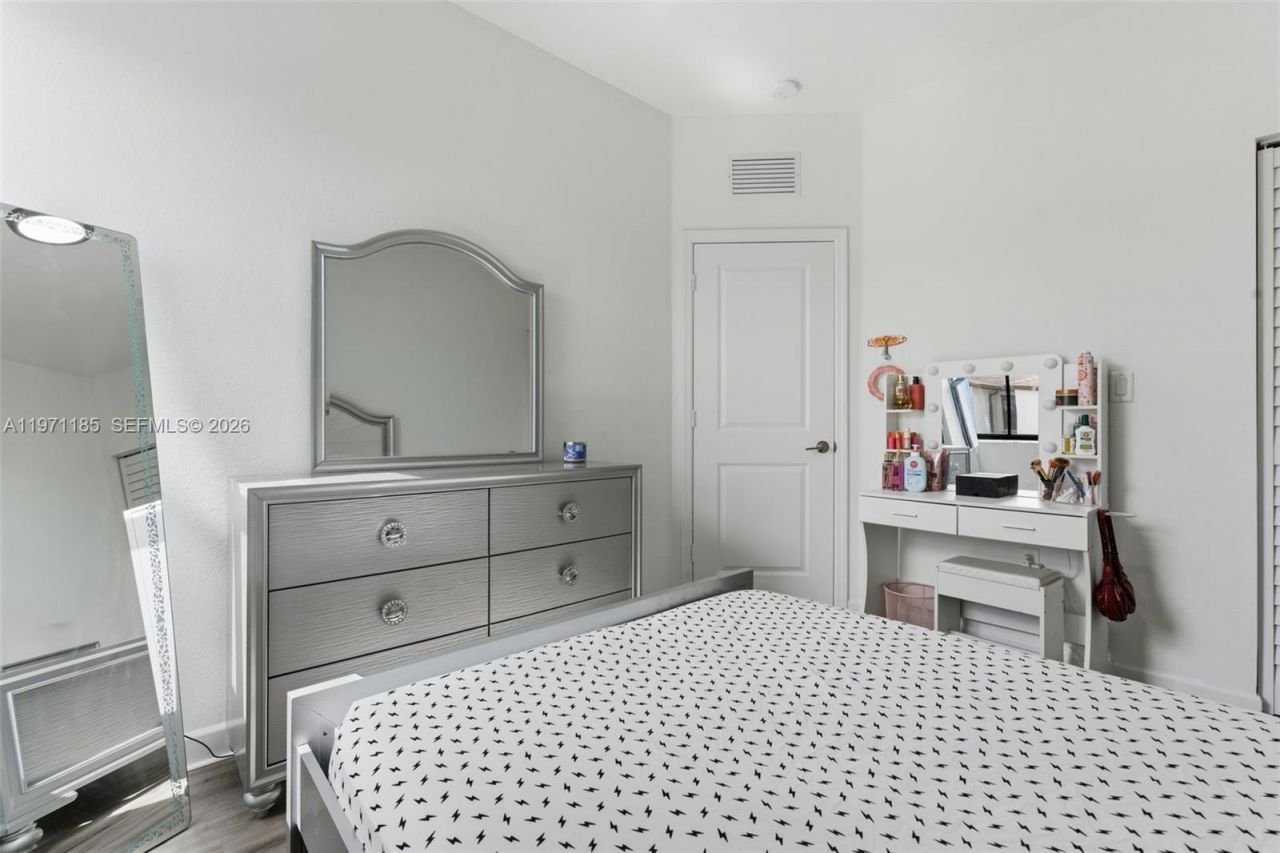 10009 SW 228th Ter , Unit ., Miami, FL 33190 Photo