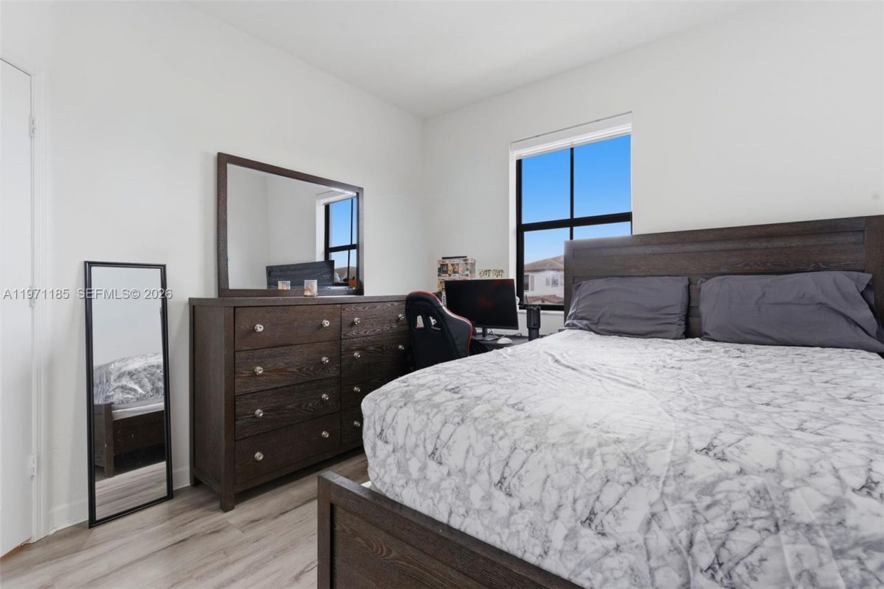 10009 SW 228th Ter , Unit ., Miami, FL 33190 Photo