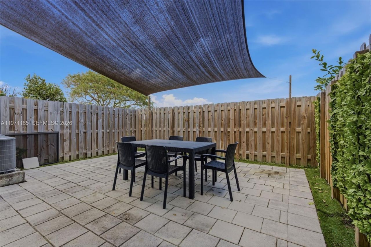 10009 SW 228th Ter , Unit ., Miami, FL 33190 Photo