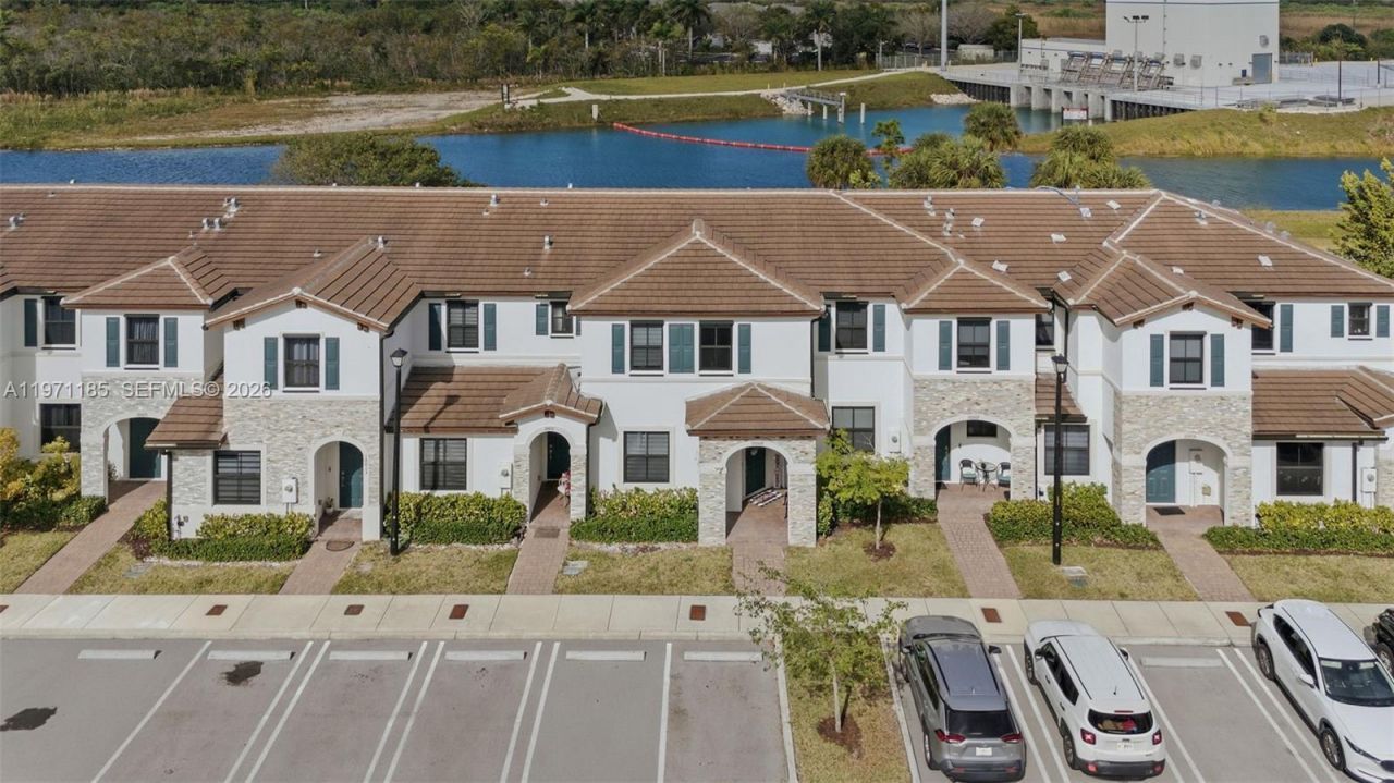 10009 SW 228th Ter, Unit ., Miami, FL 33190 Photo