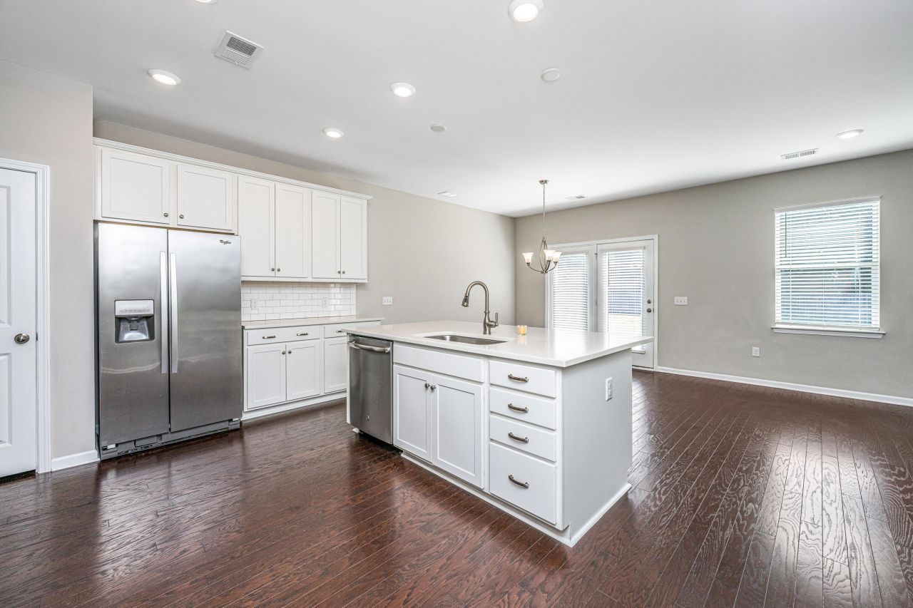 120 Lakelyn Road Photo 10