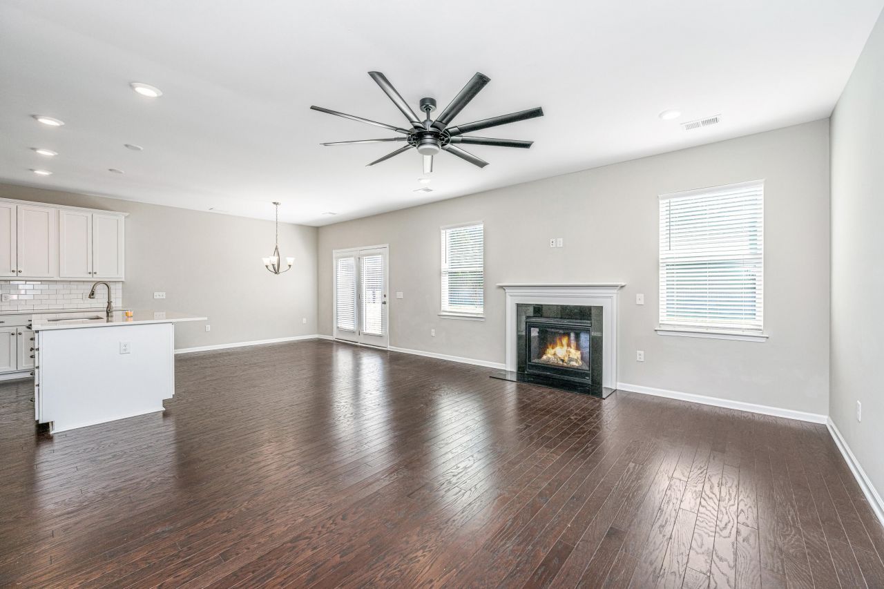 120 Lakelyn Road Photo 11