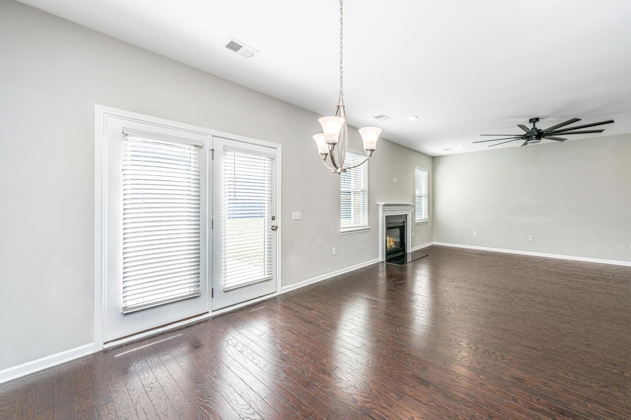 120 Lakelyn Road Photo 13