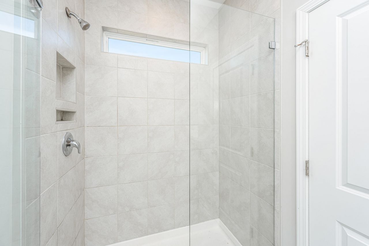 120 Lakelyn Road Photo 17