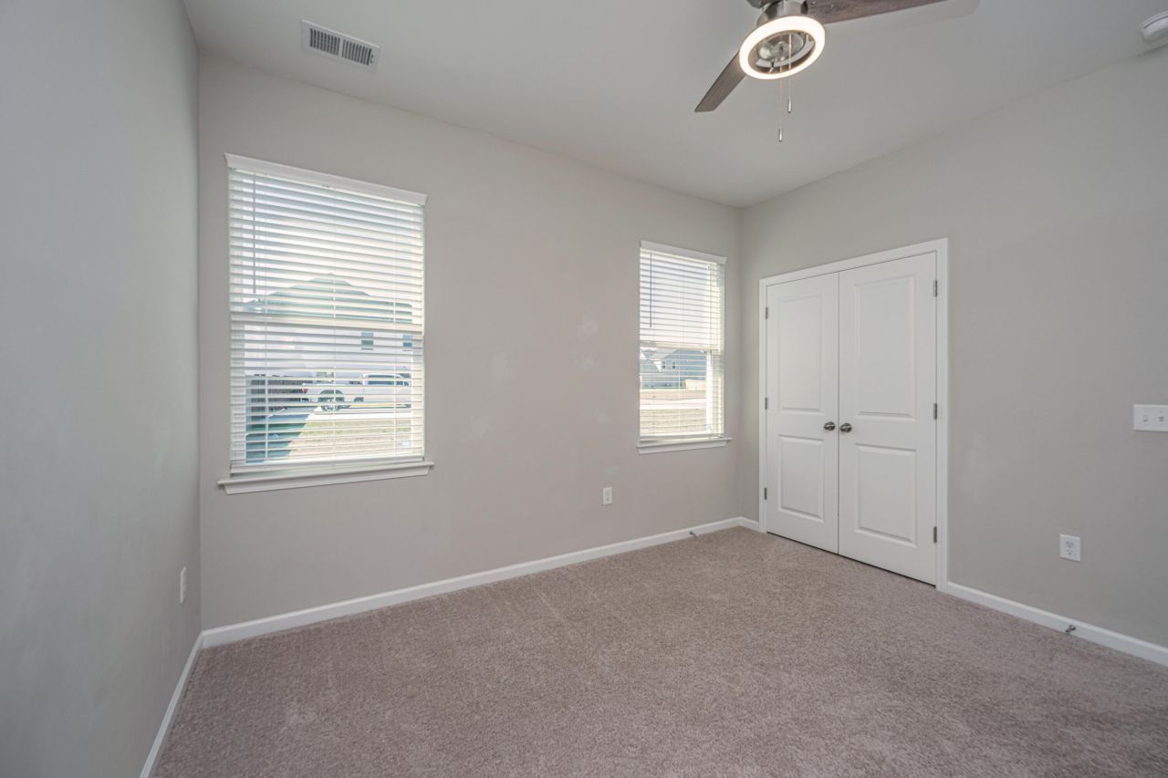 120 Lakelyn Road Photo 22