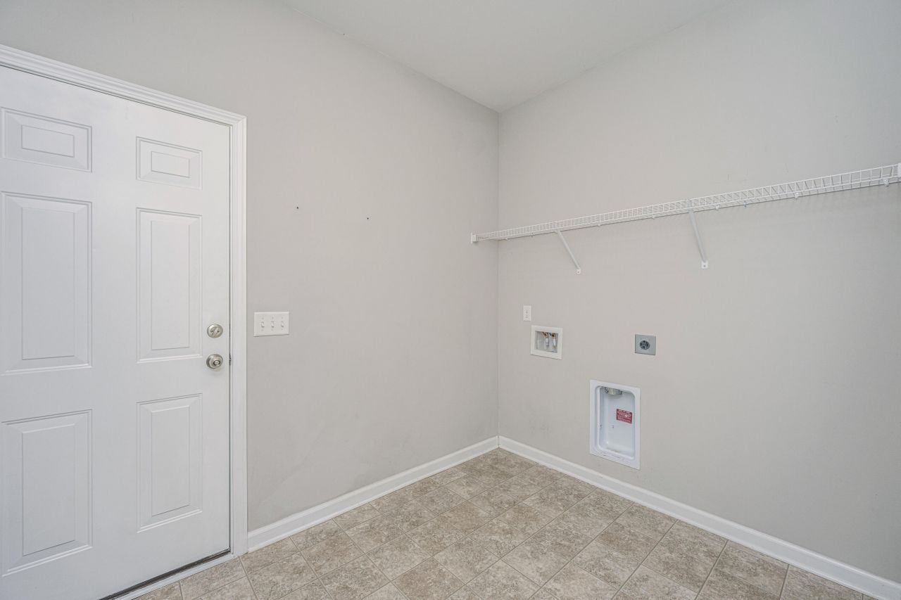 120 Lakelyn Road Photo 24