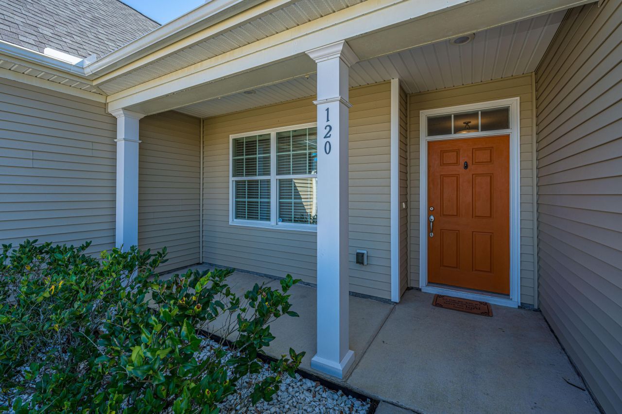 120 Lakelyn Road Photo 4