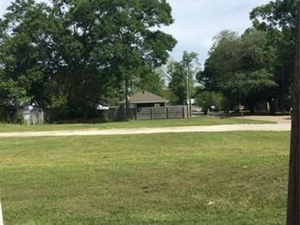 1000 W THOMAS Street , Hammond, LA 70401