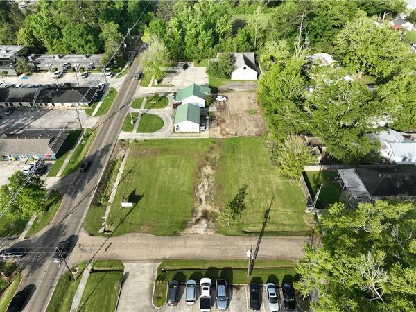 1000 W THOMAS Street, Hammond, LA 70401