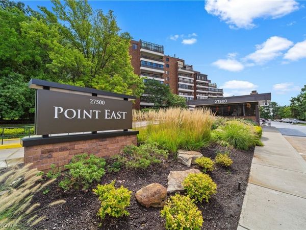 27500 Cedar Road, Unit 708, Beachwood, OH 44122