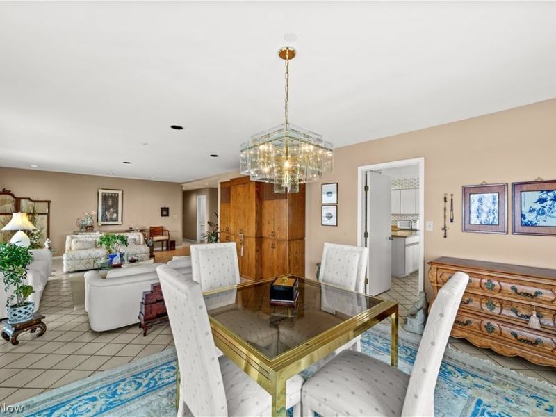 27500 Cedar Road, Unit 708, Beachwood, OH 44122 Photo 12