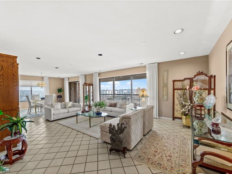 27500 Cedar Road, Unit 708, Beachwood, OH 44122 Photo 7