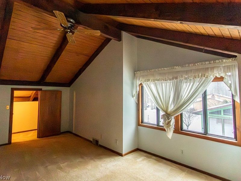 303 Russell Avenue, Cortland, OH 44410 Photo 16