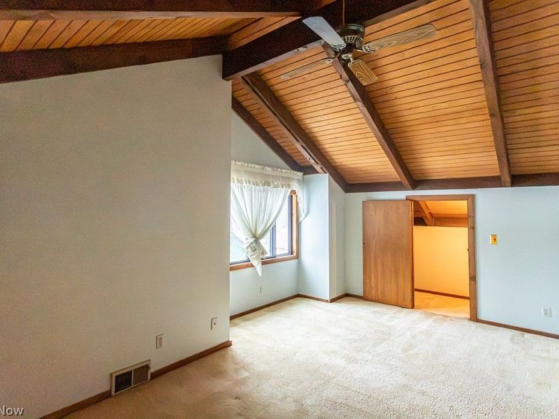 303 Russell Avenue, Cortland, OH 44410 Photo 18