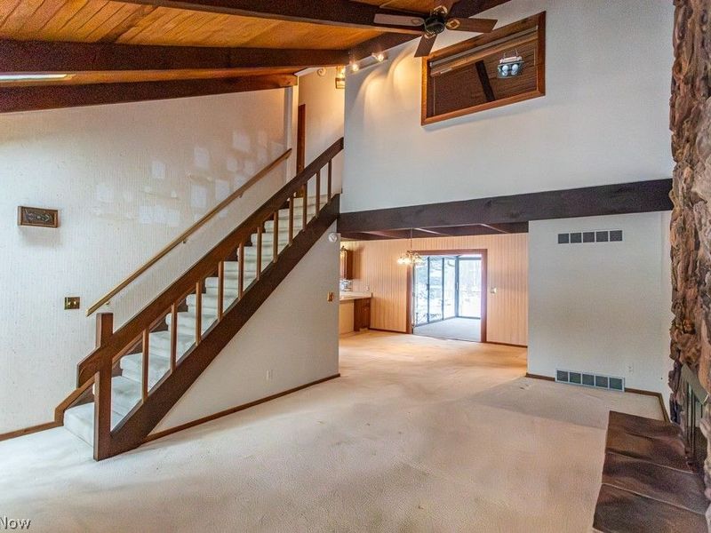 303 Russell Avenue, Cortland, OH 44410 Photo 2