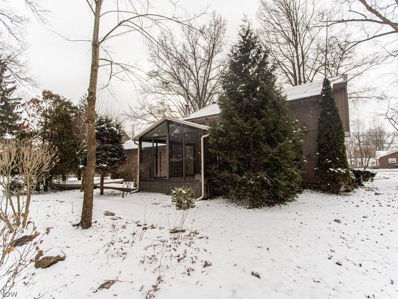 303 Russell Avenue, Cortland, OH 44410 Photo 33