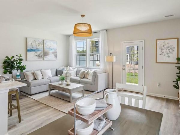 136 COROLLA DRIVE, EGG HARBOR TOWNSHIP, NJ 08234