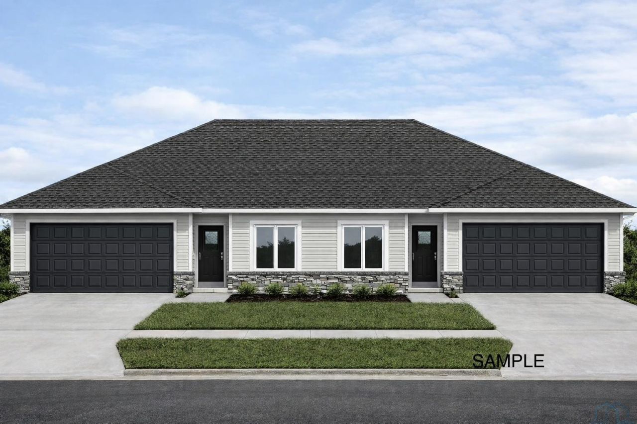 4545 Badger Ct, Sioux City, IA 51106 Main Photo