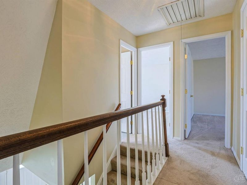 3670 Centurion Drive, Cincinnati, OH 45211 Photo 21