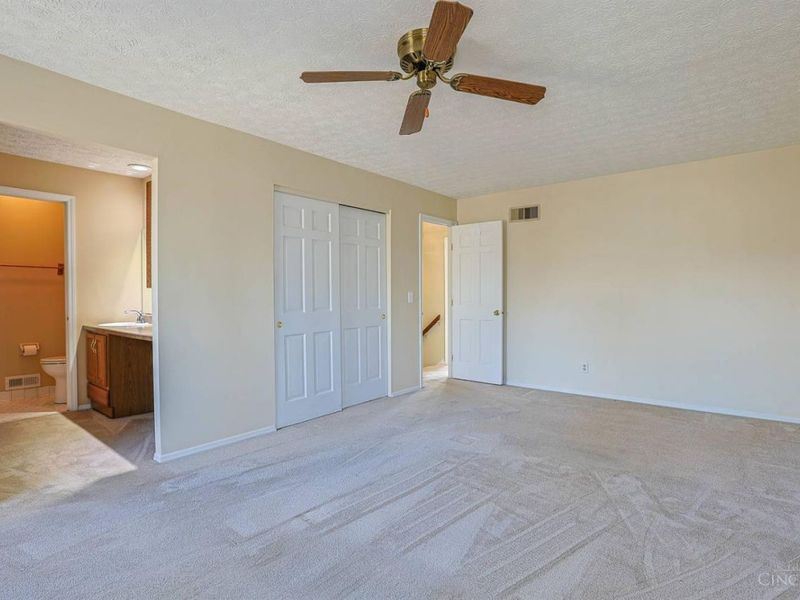 3670 Centurion Drive, Cincinnati, OH 45211 Photo 23