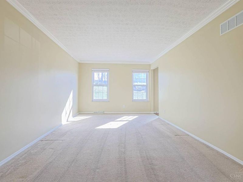 3670 Centurion Drive, Cincinnati, OH 45211 Photo 5