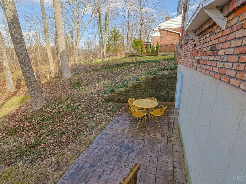 3670 Centurion Drive, Cincinnati, OH 45211 Photo 57