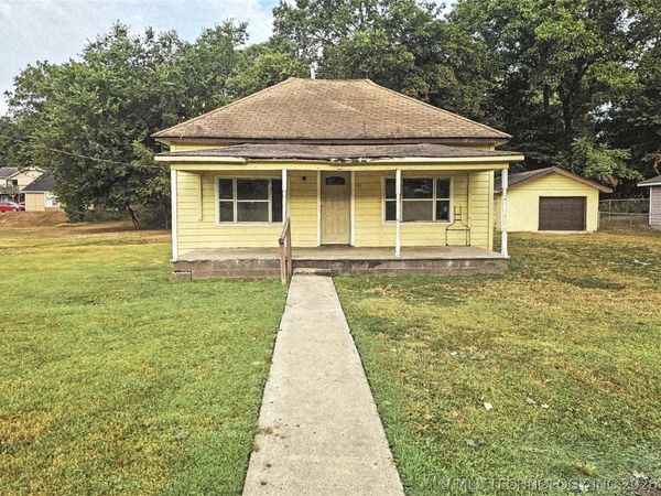 310 Wilson Avenue , Tahlequah, OK 74464