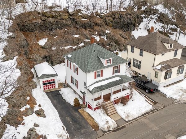 16 Isabella St, Lynn, MA 01902