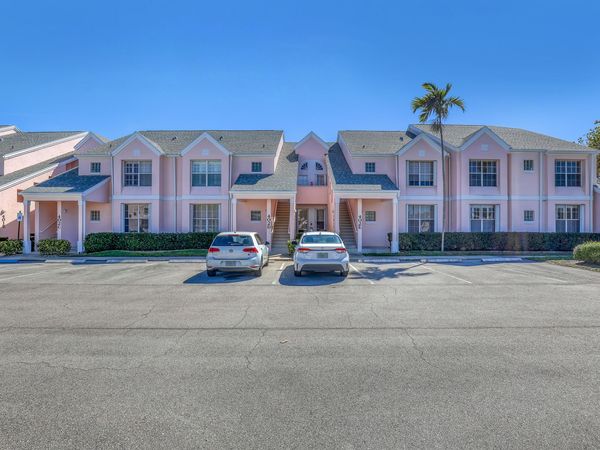 402 Muirfield Court, Unit 402d, Jupiter, FL 33458