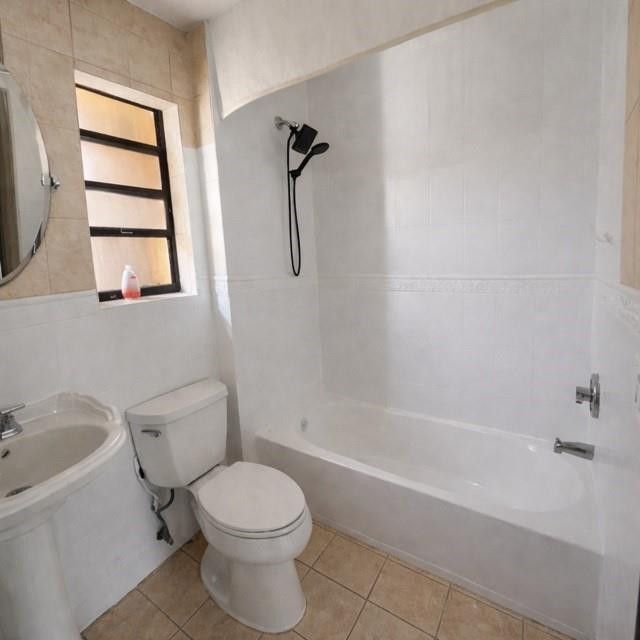 1230 NE 205th Terrace, Miami, FL 33179 Photo