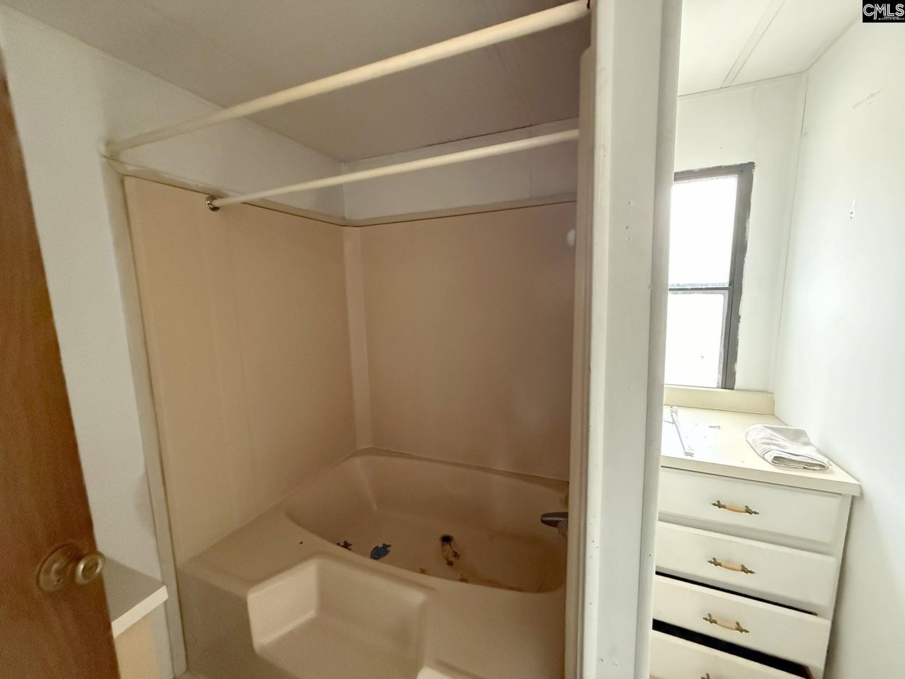 410 Peachtree Rock Road Photo 10