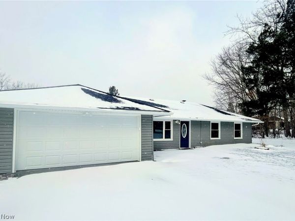 2353 W Hale Drive, Hudson, OH 44236