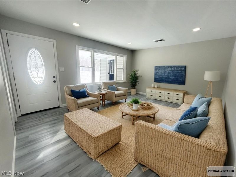 2353 W Hale Drive, Hudson, OH 44236 Photo 2