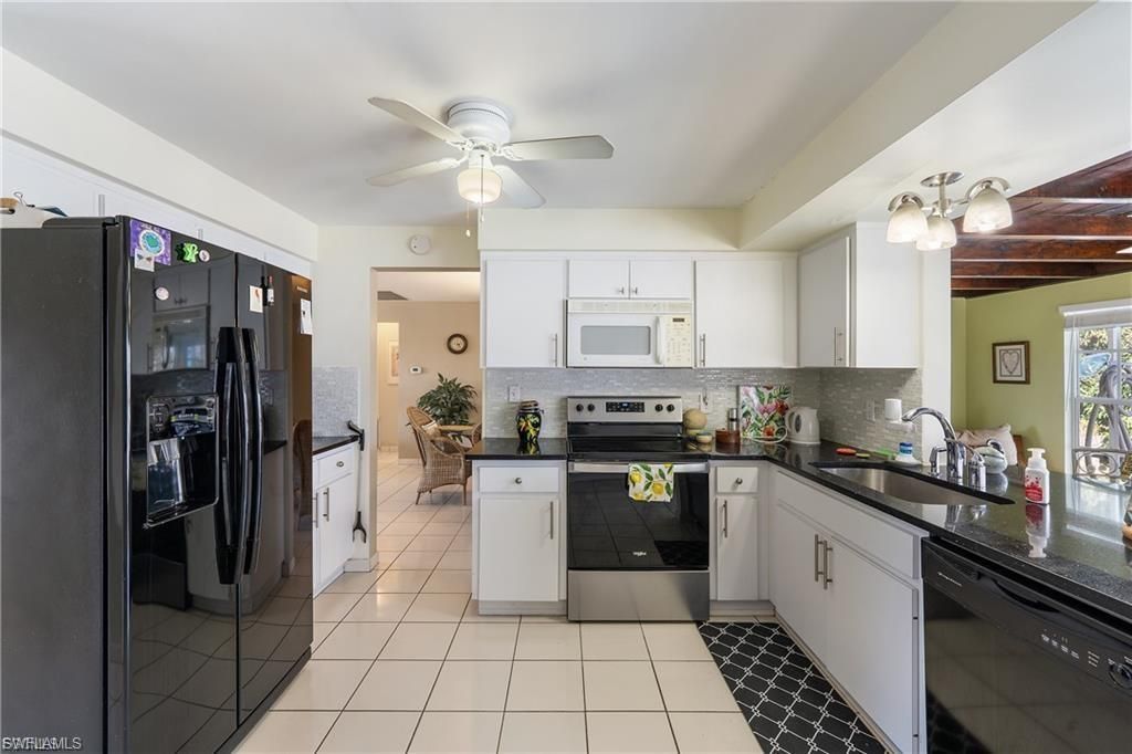 3109 SE 10th Ave, Cape Coral, FL 33904 Photo