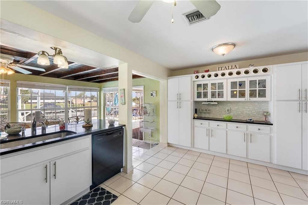 3109 SE 10th Ave, Cape Coral, FL 33904 Photo