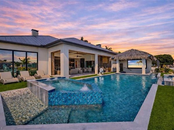 105 SW 51st TER , CAPE CORAL, FL 33914