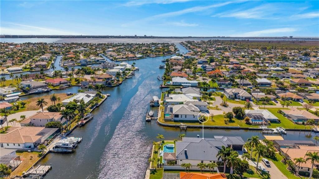 105 SW 51st Ter , Cape Coral, FL 33914 Photo