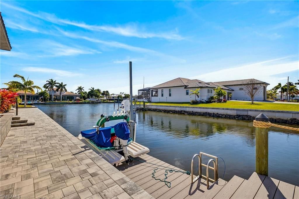 105 SW 51st Ter, Cape Coral, FL 33914 Photo