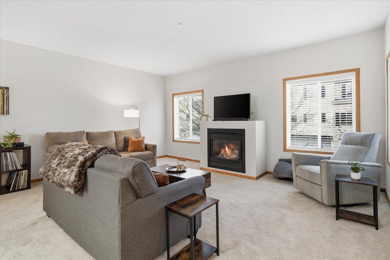 3884 Abercrombie Lane, Stillwater, MN 55082 Main Photo