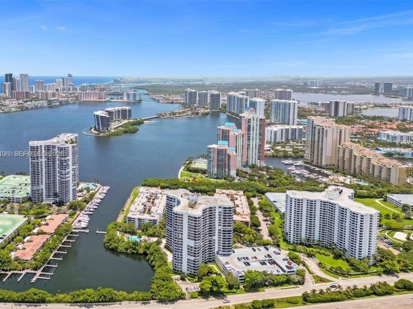 3400 NE 192nd St , Unit 1607, Aventura, FL 33180