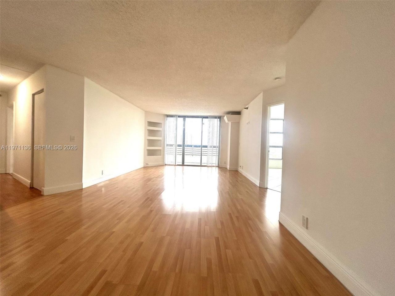 3400 NE 192nd St , Unit 1607, Aventura, FL 33180 Photo