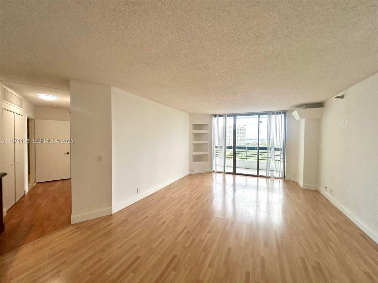 3400 NE 192nd St , Unit 1607, Aventura, FL 33180 Photo